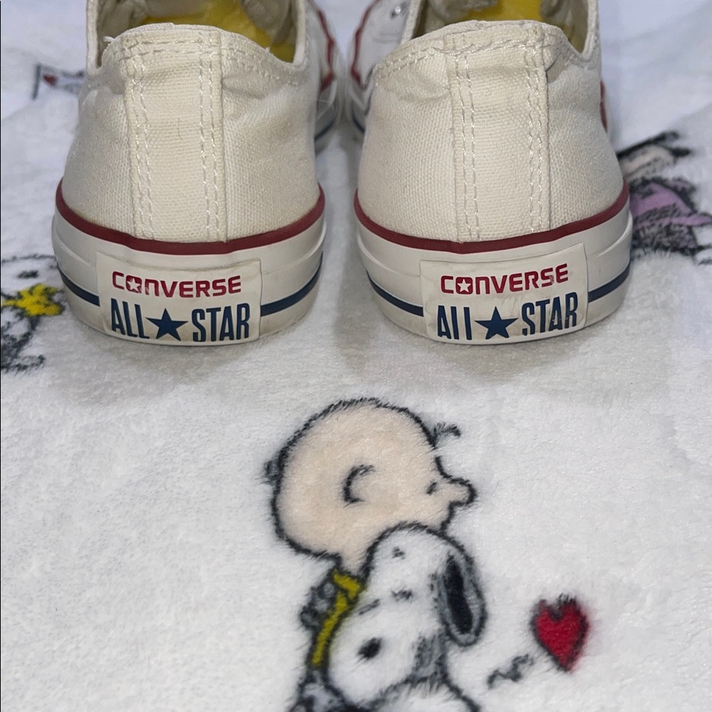 White Converse - Picture 5 of 10